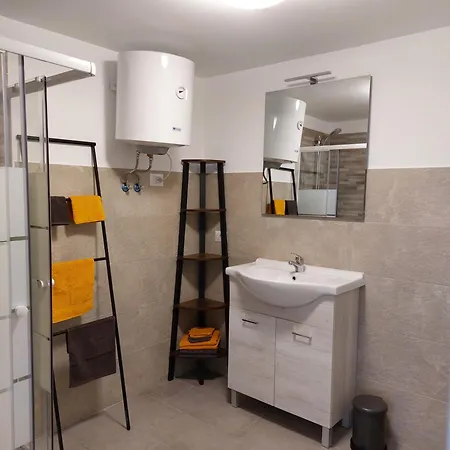 Casa Labirinto Vakantie-appartementen * Barna